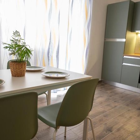 Antica Dogana Apartments Maestrale Терачина Екстериор снимка
